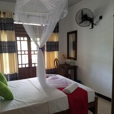 Yashumi Homestay Dambulla Eksteriør billede