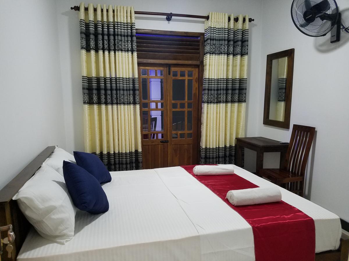 Yashumi Homestay Dambulla Eksteriør billede