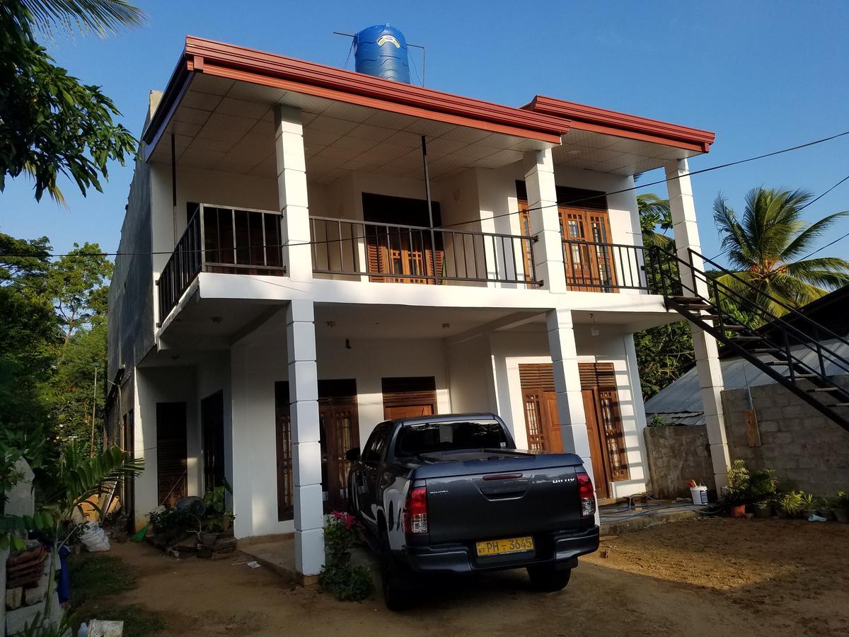 Yashumi Homestay Dambulla Eksteriør billede