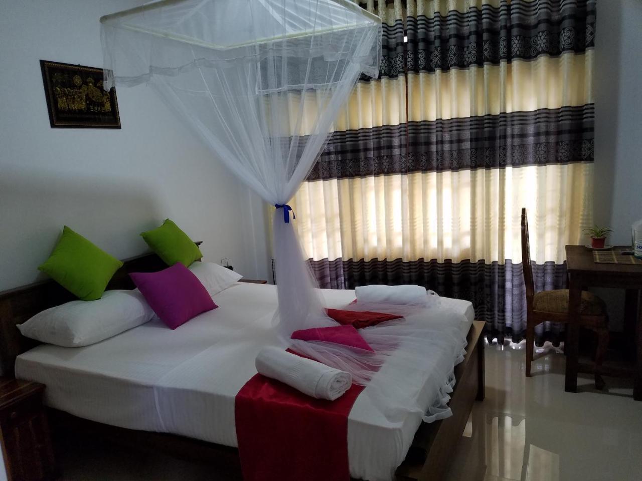 Yashumi Homestay Dambulla Eksteriør billede