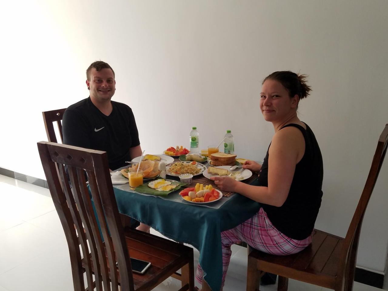Yashumi Homestay Dambulla Eksteriør billede