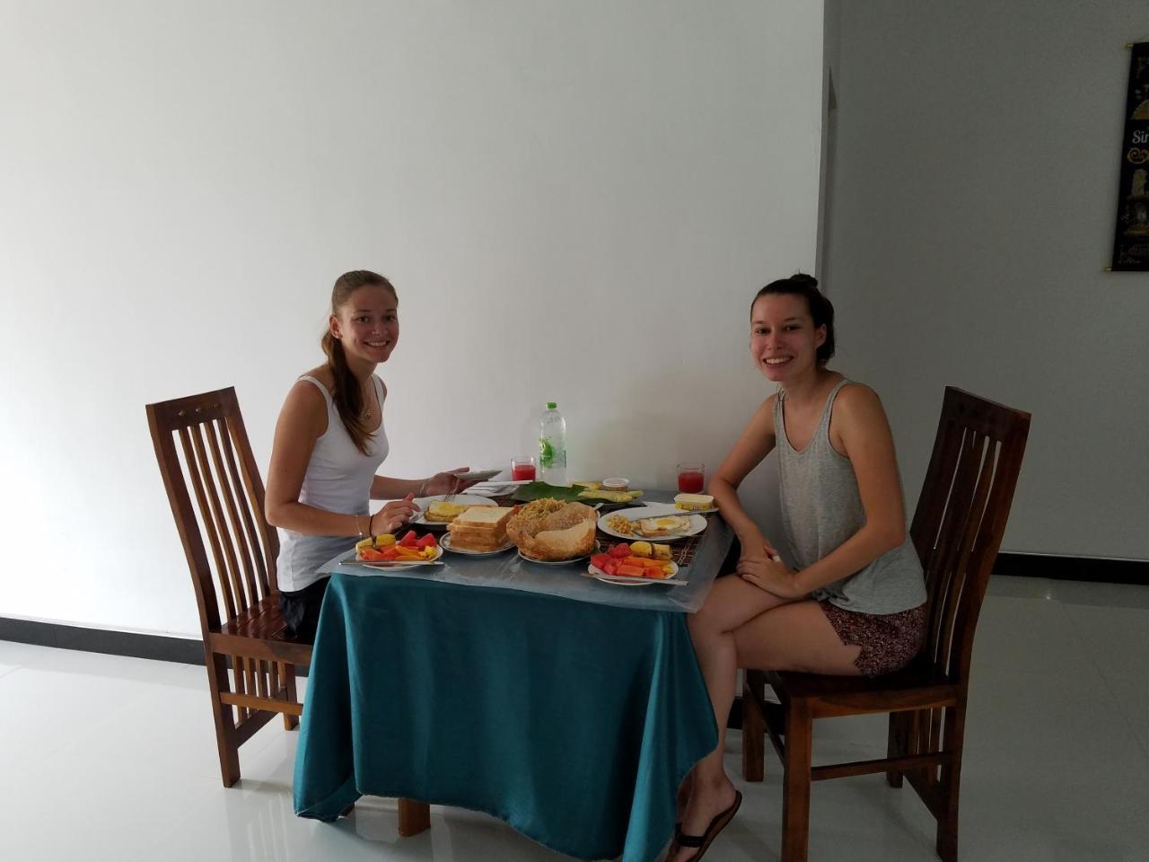 Yashumi Homestay Dambulla Eksteriør billede