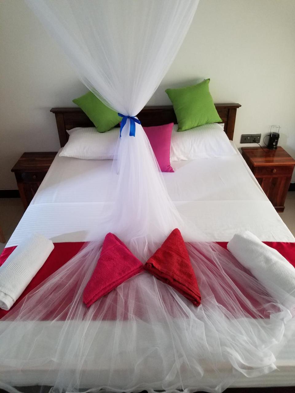 Yashumi Homestay Dambulla Eksteriør billede